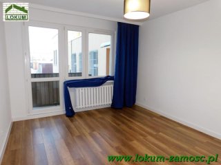 Wąska 01642up