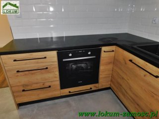 Wąska 01642up
