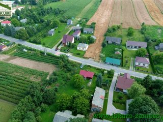 DOM W KRYNICACH NAD ZALEWEM. DZIAŁKA 0,48 HA. 